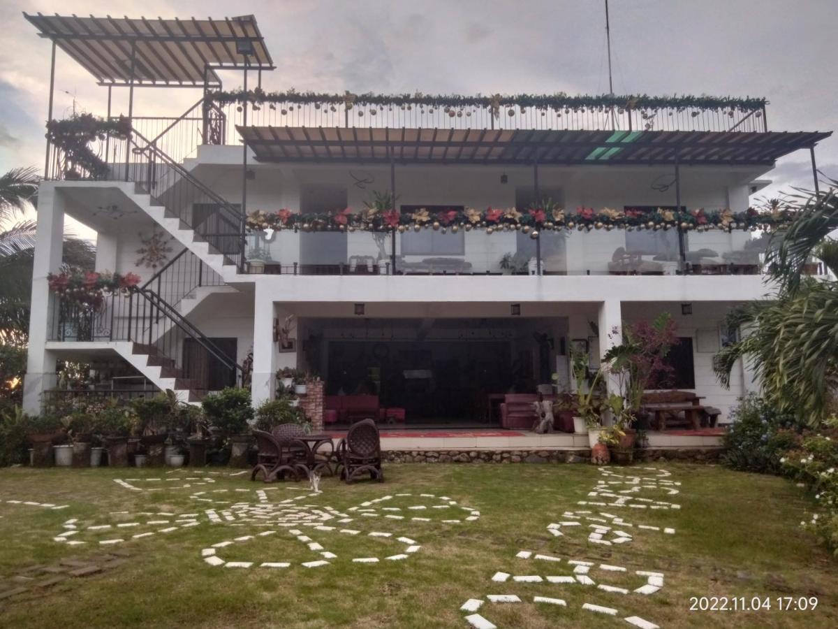 Casa De Robles Tanay Rizal 호텔 외부 사진