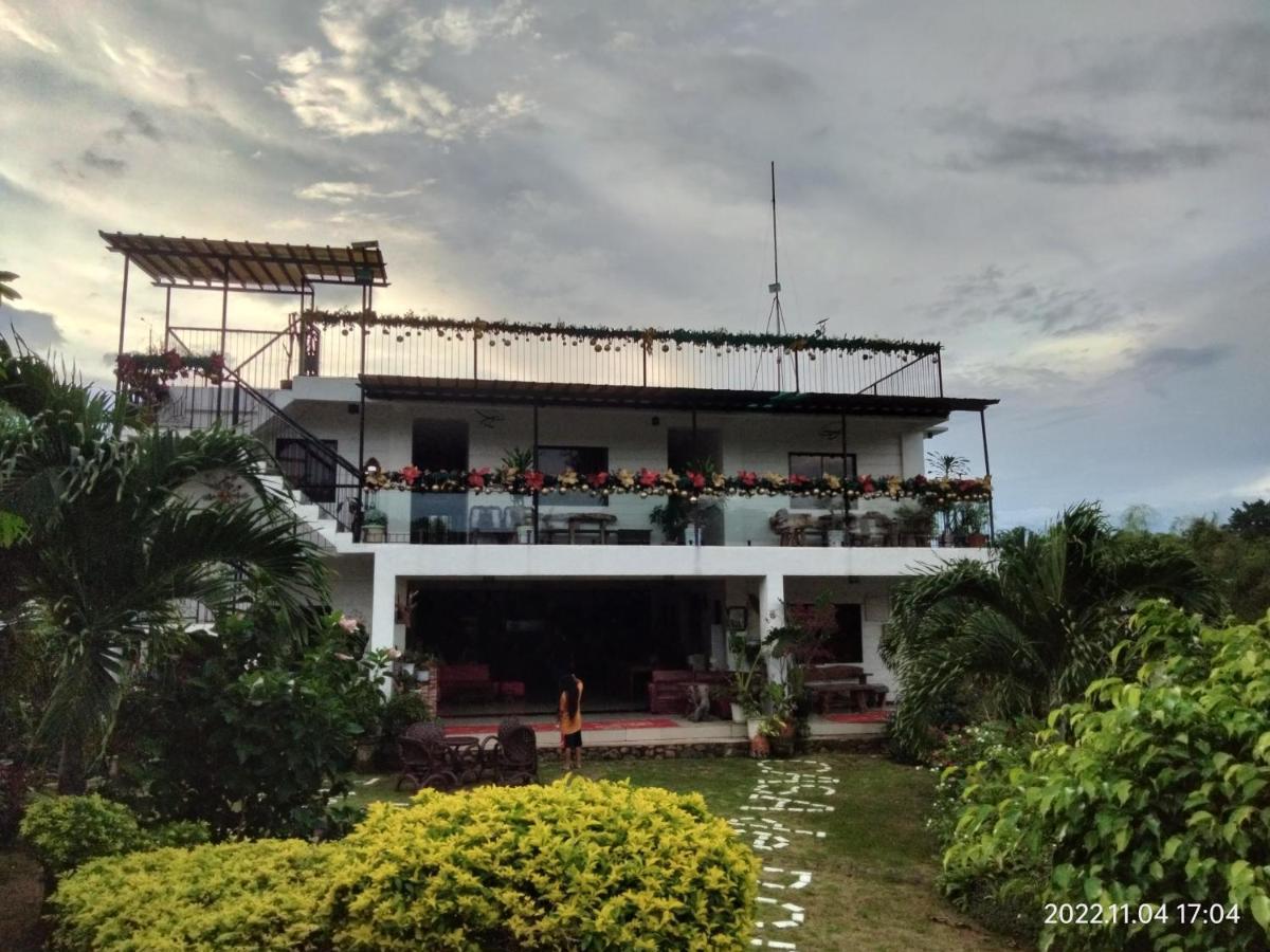 Casa De Robles Tanay Rizal 호텔 외부 사진